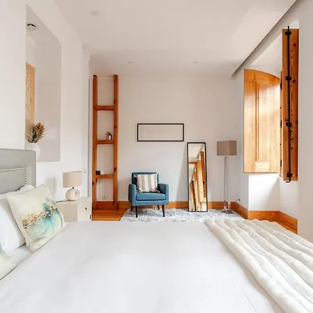 Cais Sodre Spacious Apartman *