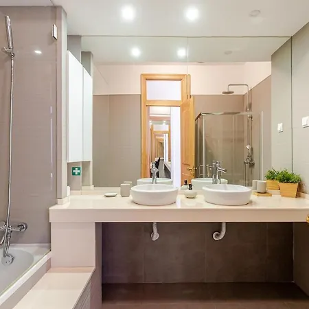 Cais Sodre Spacious
