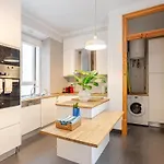 Apartamento Cais Sodré Spacious *